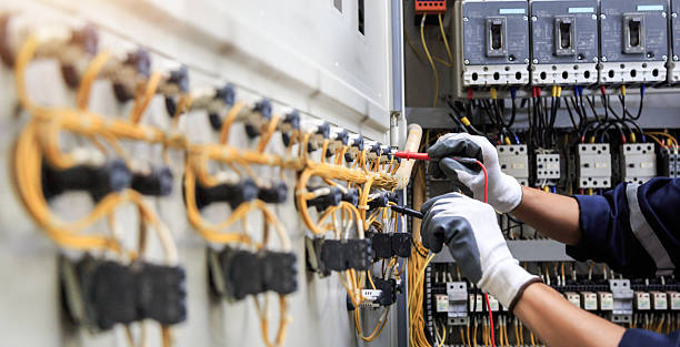 Professional Electrician technician working in Warsaw, IL